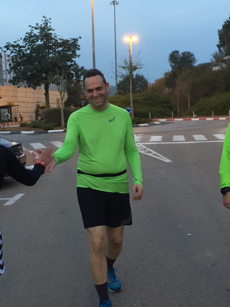 ספורטאי מסיים לראשונה 10 ק"מ: "רצים עם אסף" - קבוצת ריצה בכפר - סבא