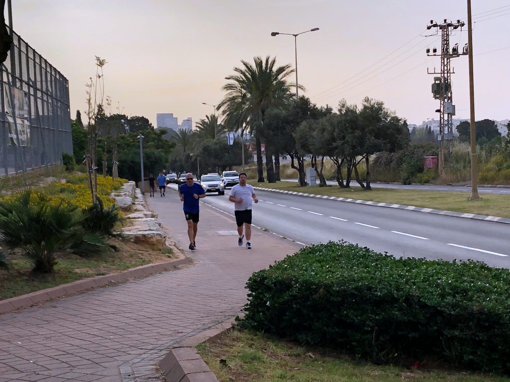 רצים בכפר - סבא: "רצים עם אסף"