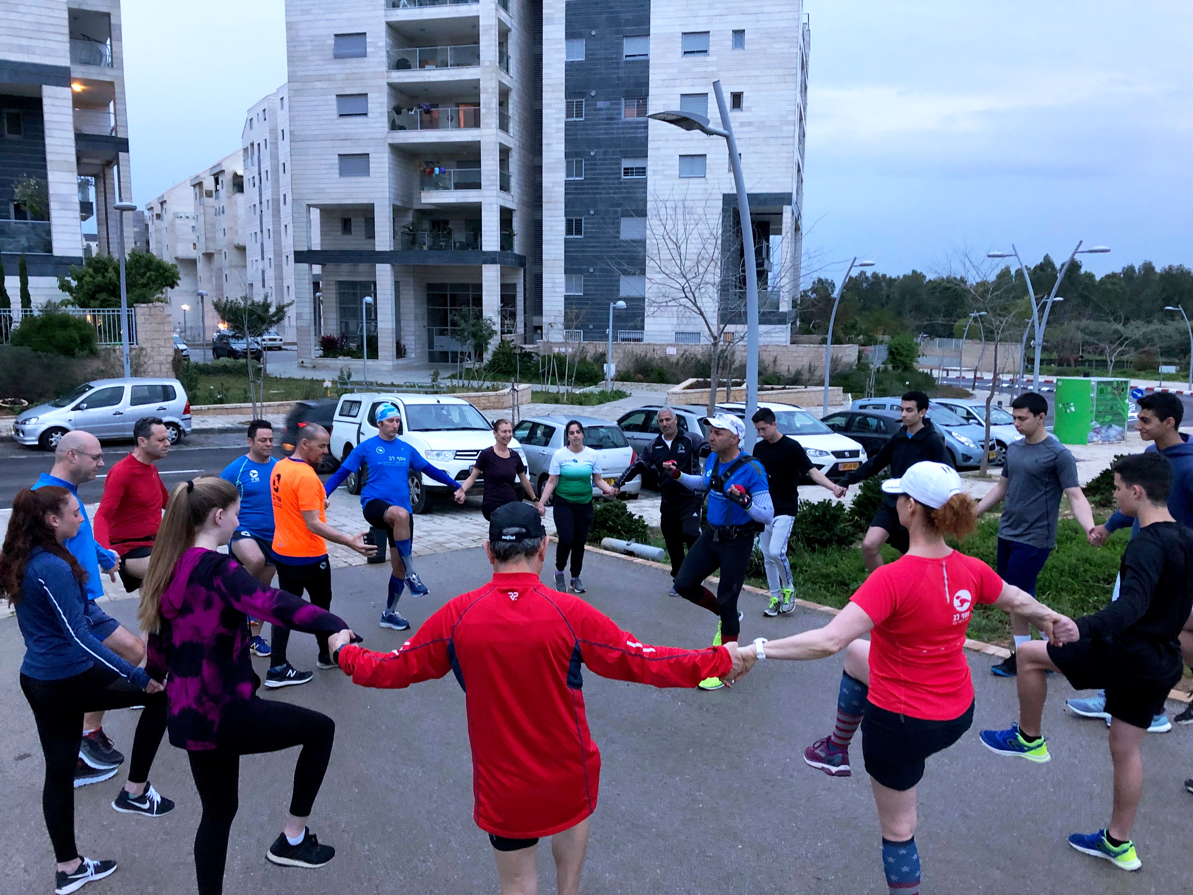 רצים עם אסף עם פרויקט "ניצוצות"