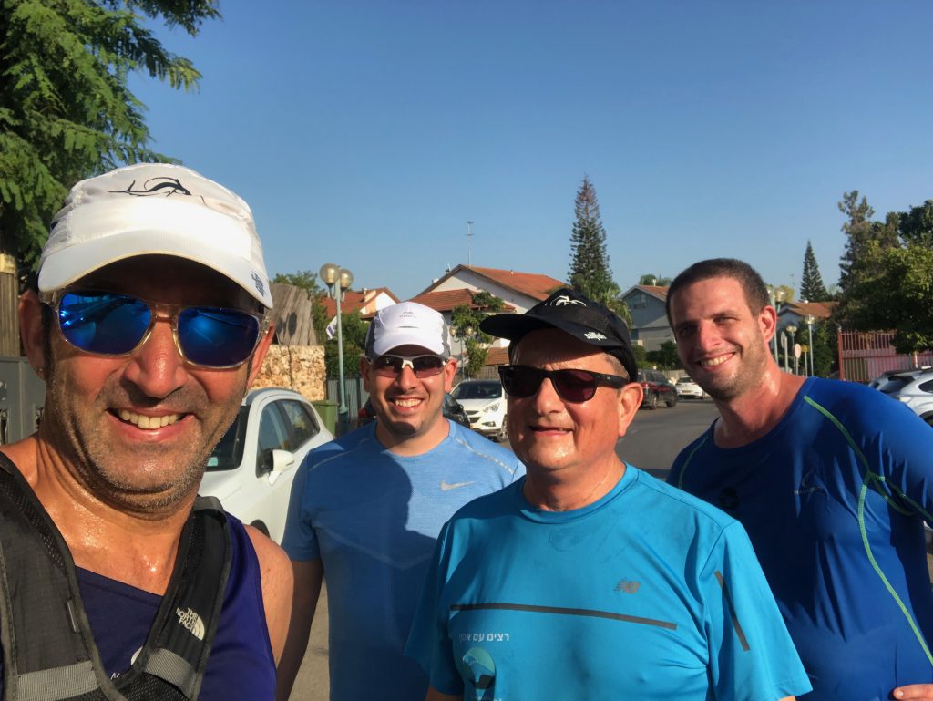 רצים ברחובות כס - הוד השרון